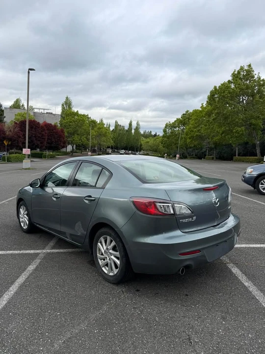 2012 Mazda Mazda 3 2nd Gen - Image 4 of 12
