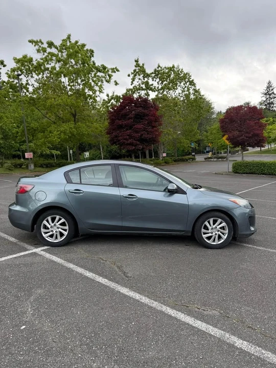 2012 Mazda Mazda 3 2nd Gen - Image 2 of 12
