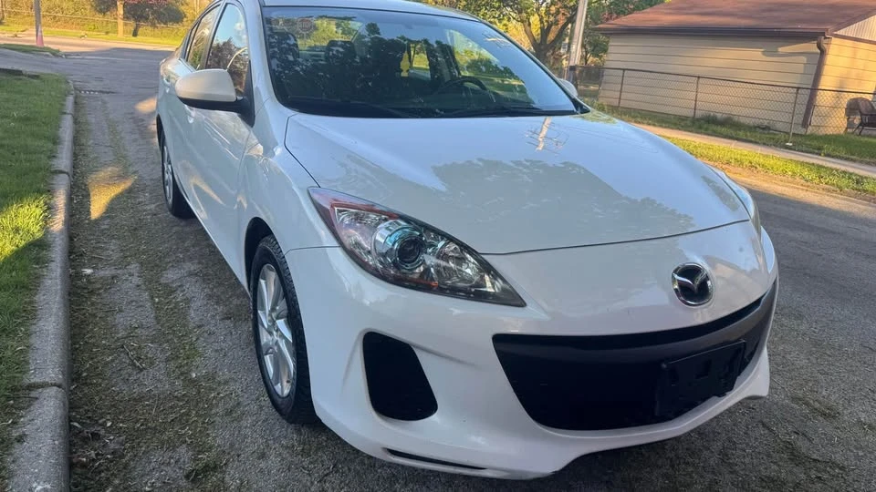 2012 Mazda Mazda 3 2nd Gen - Image 13 of 14