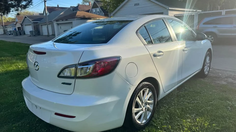 2012 Mazda Mazda 3 2nd Gen - Image 4 of 14