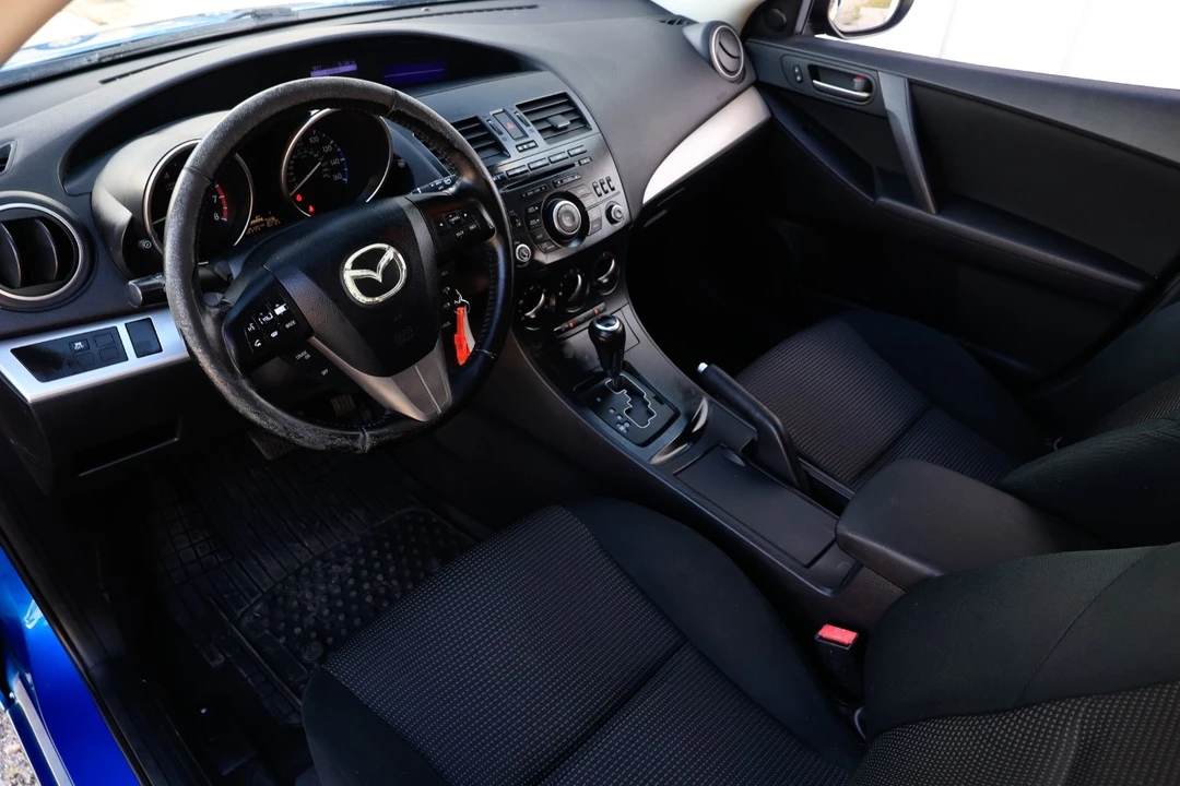 2012 Mazda Mazda 3 2nd Gen - Image 4 of 12