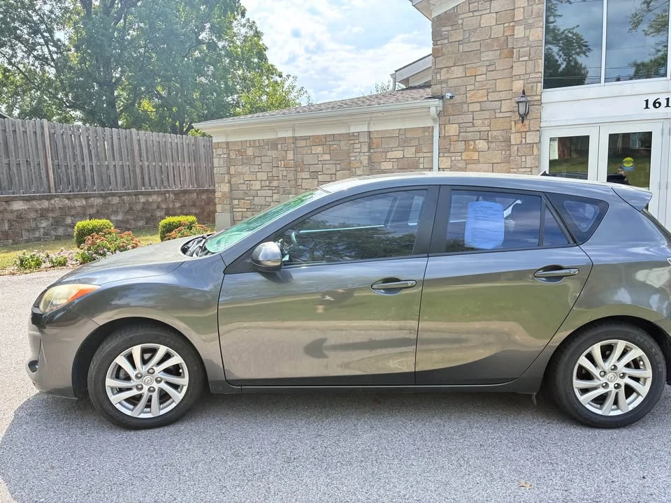 2012 Mazda Mazda 3 2nd Gen - Image 2 of 11