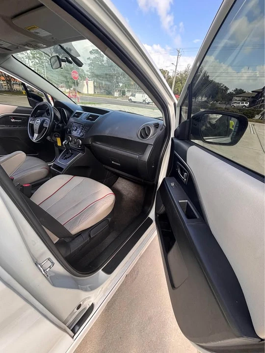 2012 Mazda Mazda 5 - Image 12 of 13