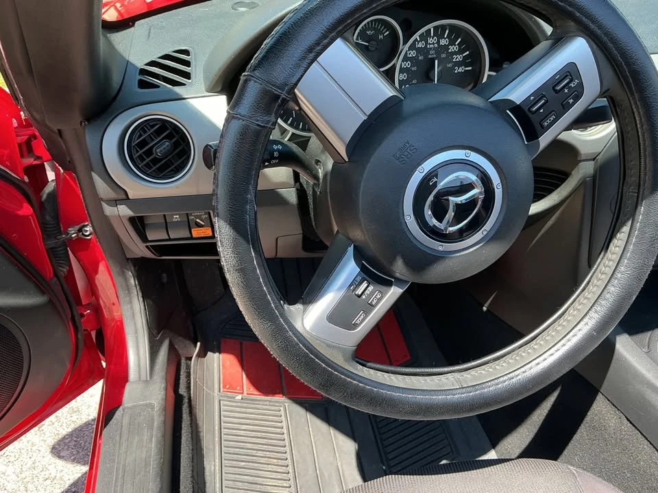 2012 Mazda NC MX-5 Miata - Image 5 of 8