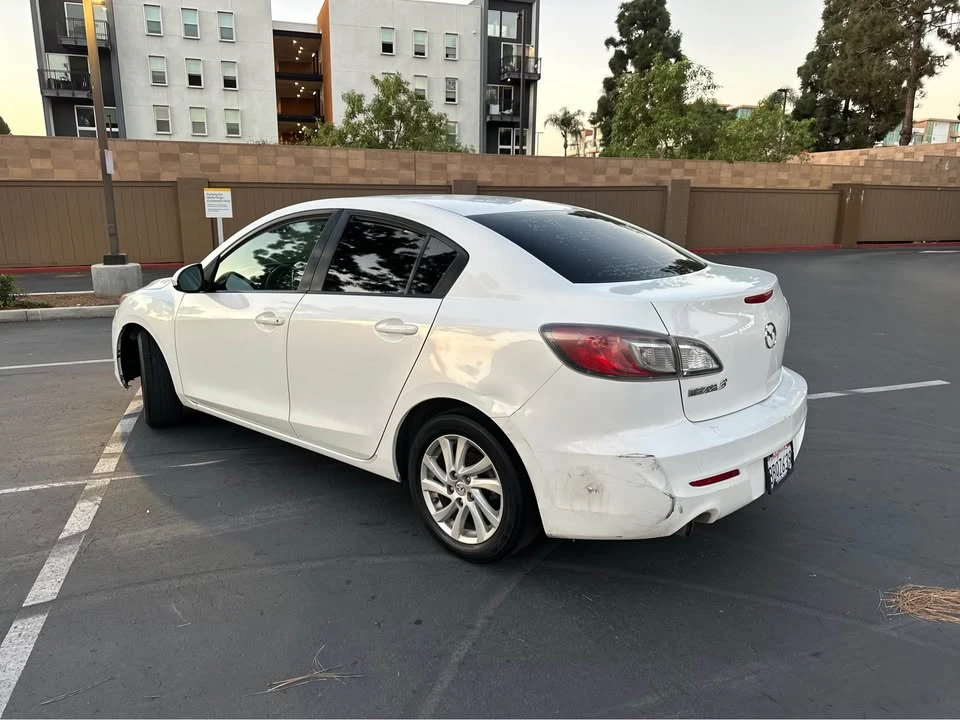 2012 Mazda Mazda 3 2nd Gen - Image 3 of 8