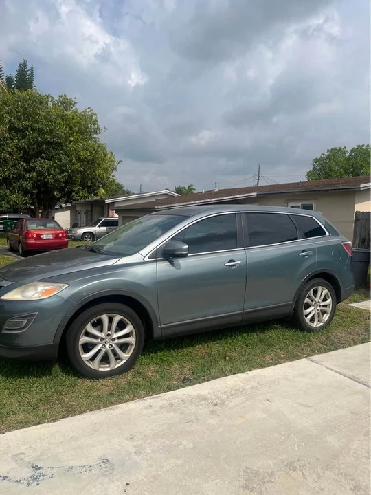 2012 Mazda CX-9 - Image 2 of 10