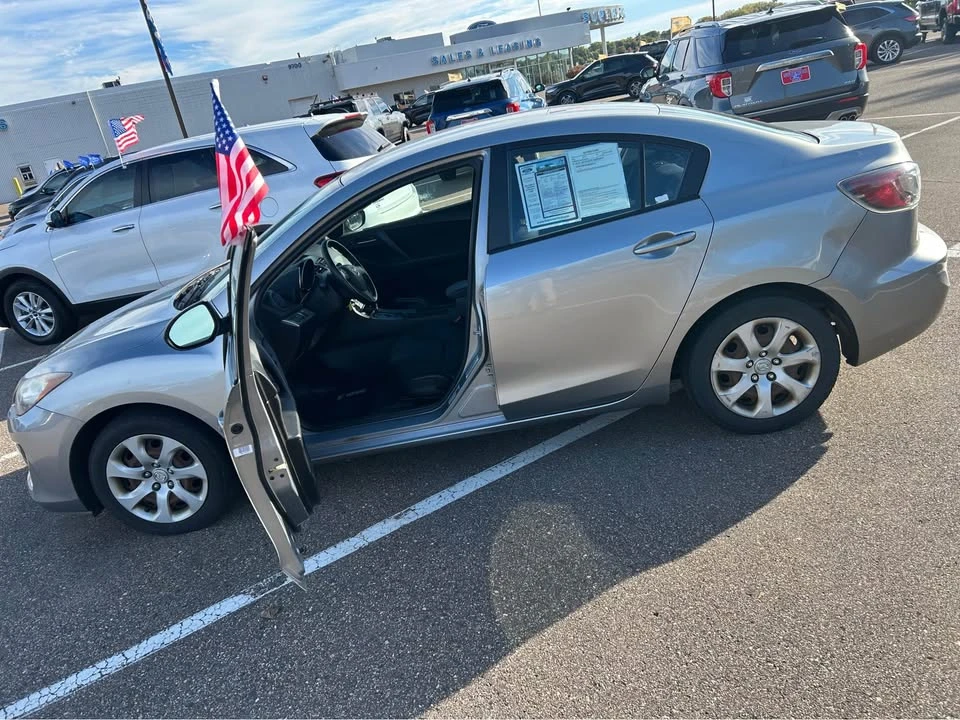 2012 Mazda Mazda 3 2nd Gen - Image 2 of 5