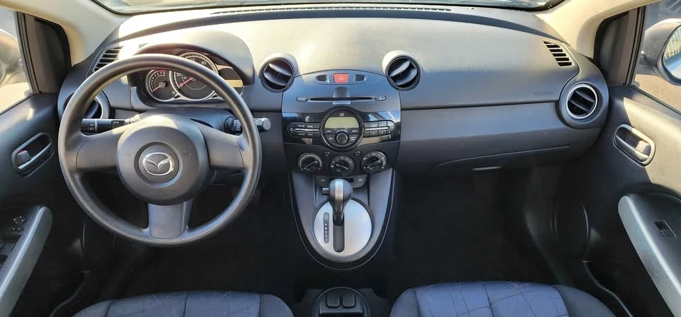 2012 Mazda Mazda 2 2nd Gen - Image 6 of 11