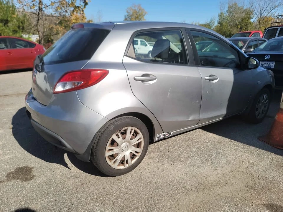 2012 Mazda Mazda 2 2nd Gen - Image 3 of 5