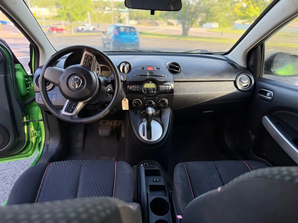 2012 Mazda Mazda 2 2nd Gen - Image 8 of 9
