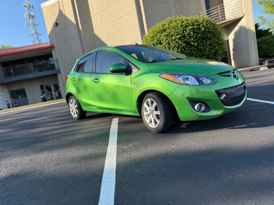 2012 Mazda Mazda 2 2nd Gen - Image 2 of 9