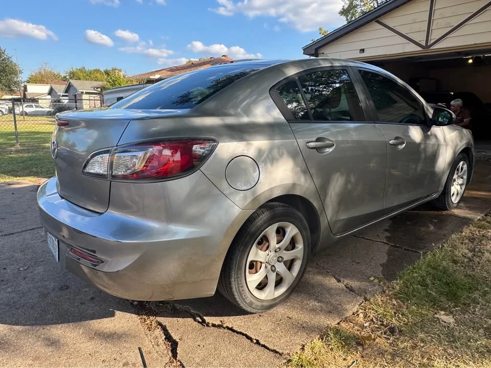 2012 Mazda Mazda 3 2nd Gen - Image 4 of 4
