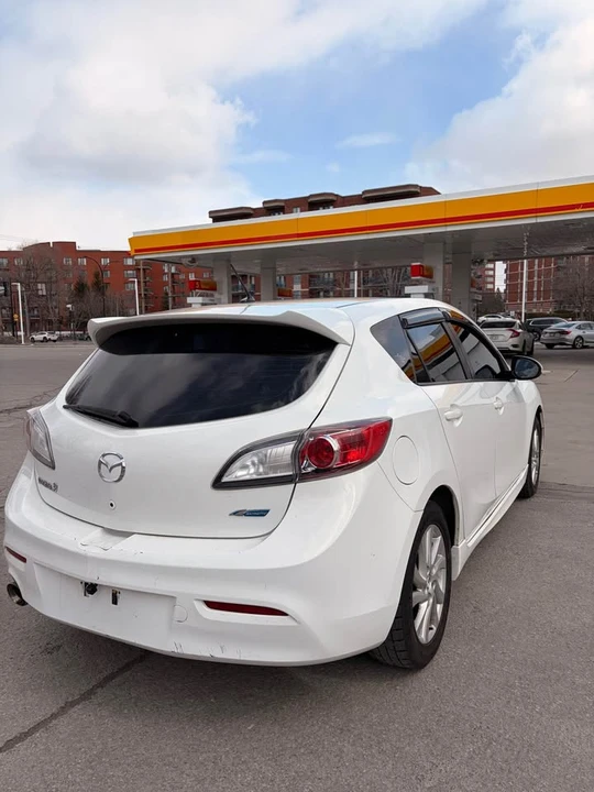 2012 Mazda Mazda 3 2nd Gen - Image 3 of 12