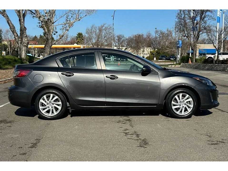 2012 Mazda Mazda 3 2nd Gen - Image 3 of 10