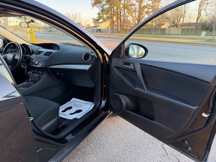 2012 Mazda Mazda 3 2nd Gen - Image 16 of 20