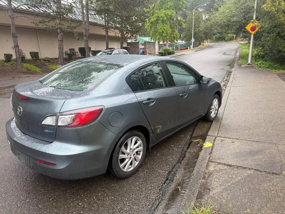 2012 Mazda Mazda 3 2nd Gen - Image 5 of 7
