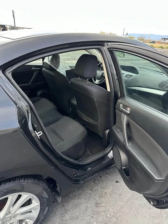 2012 Mazda Mazda 3 2nd Gen - Image 13 of 14