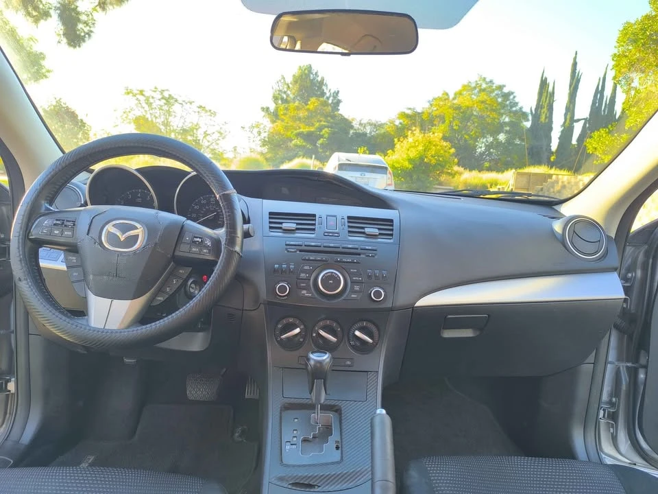 2012 Mazda Mazda 3 2nd Gen - Image 2 of 8