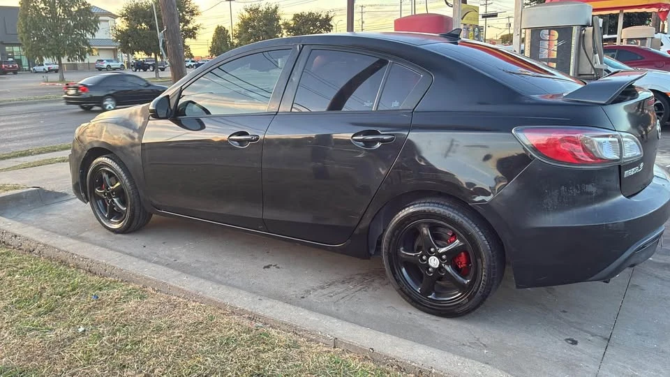 2012 Mazda Mazda 3 2nd Gen - Image 2 of 10