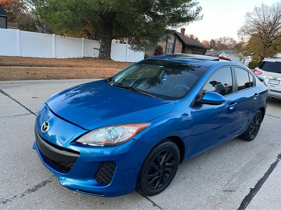 2012 Mazda Mazda 3 2nd Gen - Image 3 of 16