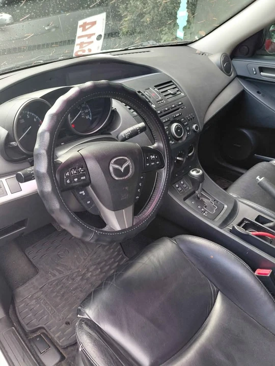 2012 Mazda Mazda 3 2nd Gen - Image 4 of 6