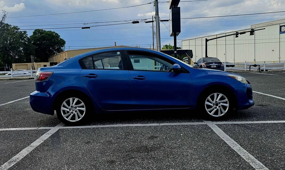 2012 Mazda Mazda 3 2nd Gen - Image 2 of 7