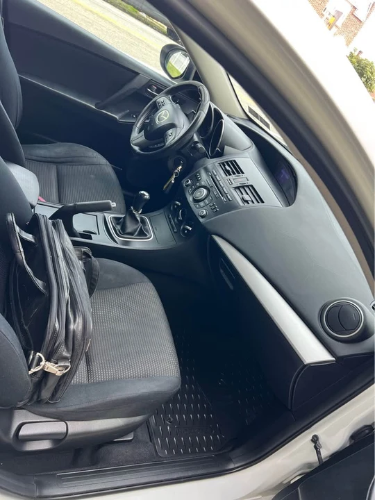 2012 Mazda Mazdaspeed 3 2nd Gen - Image 4 of 8
