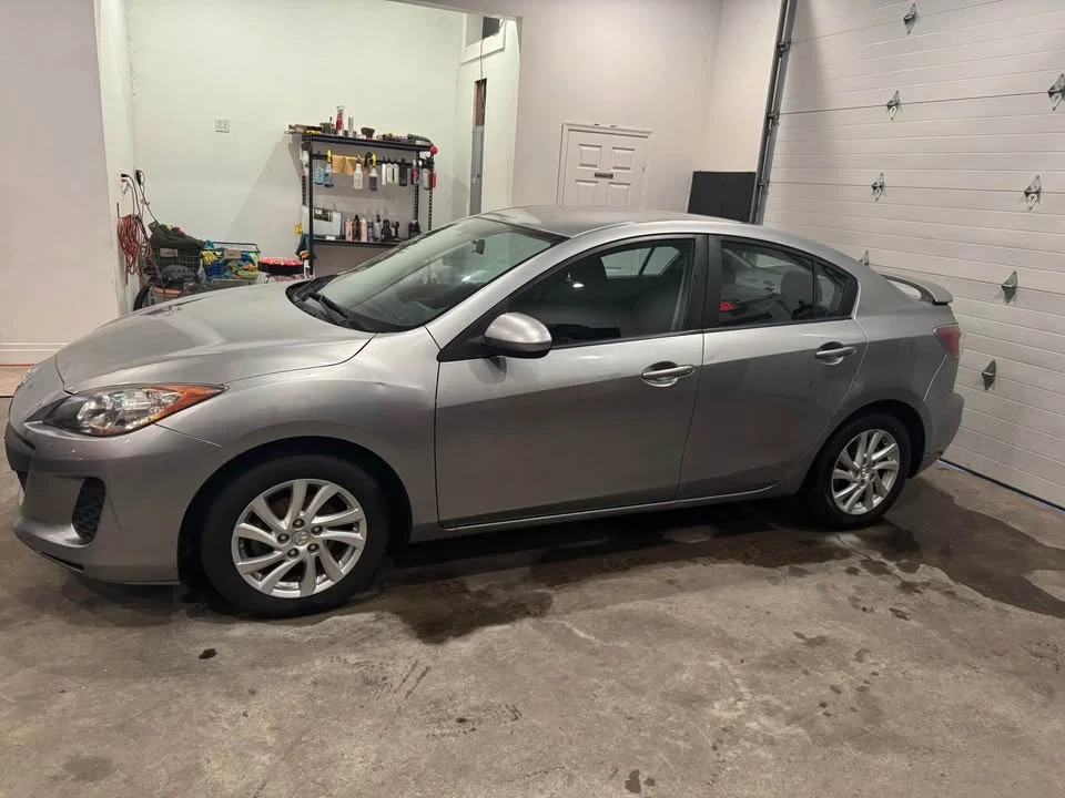 2012 Mazda Mazda 3 2nd Gen - Image 2 of 3