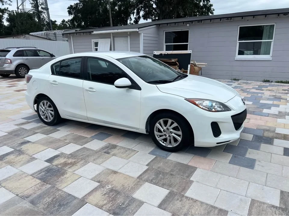 2012 Mazda Mazda 3 2nd Gen - Image 3 of 5