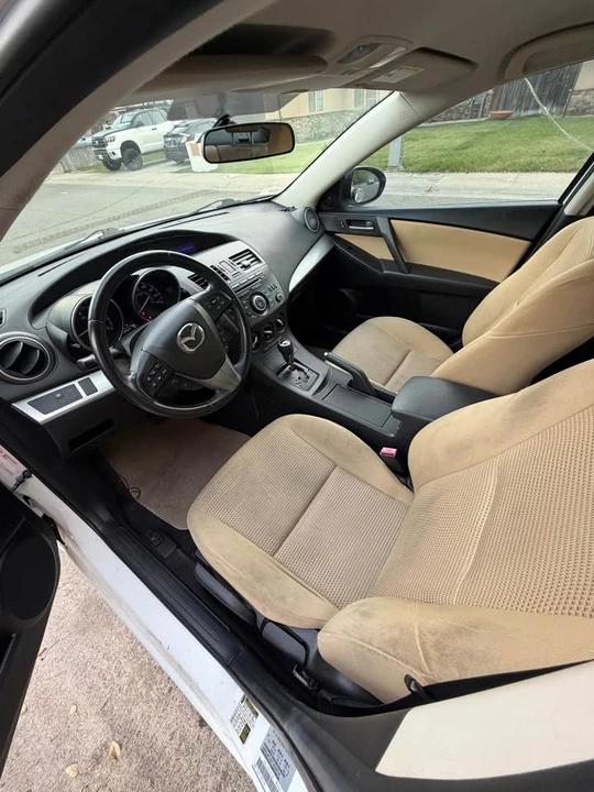 2012 Mazda Mazda 3 2nd Gen - Image 4 of 6