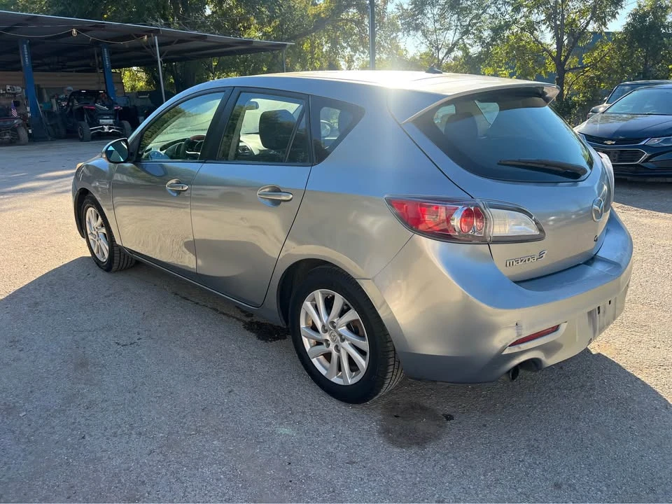 2012 Mazda Mazda 3 2nd Gen - Image 3 of 11