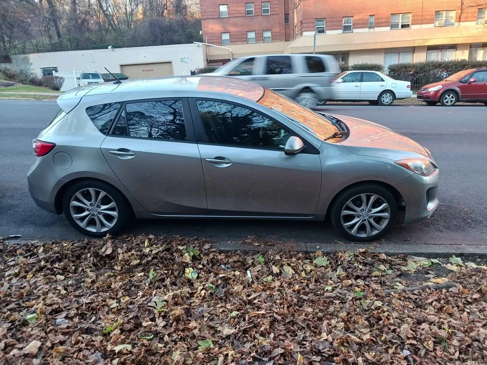 2012 Mazda Mazda 3 2nd Gen - Image 3 of 8