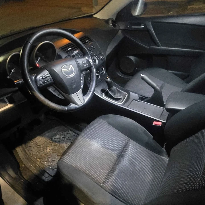 2012 Mazda Mazda 3 2nd Gen - Image 7 of 8