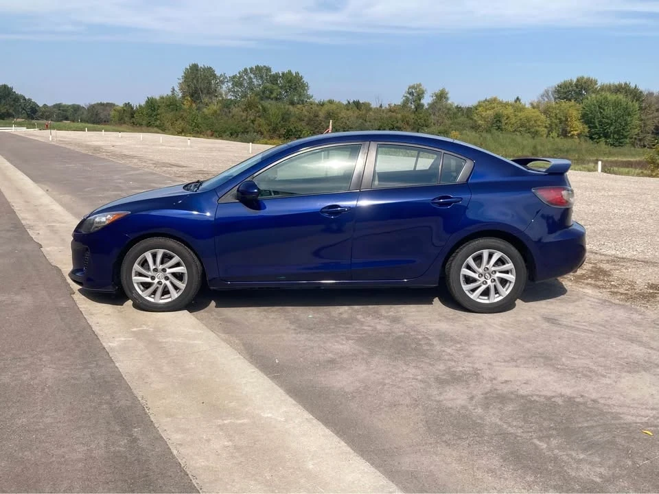 2012 Mazda Mazda 3 2nd Gen - Image 4 of 14