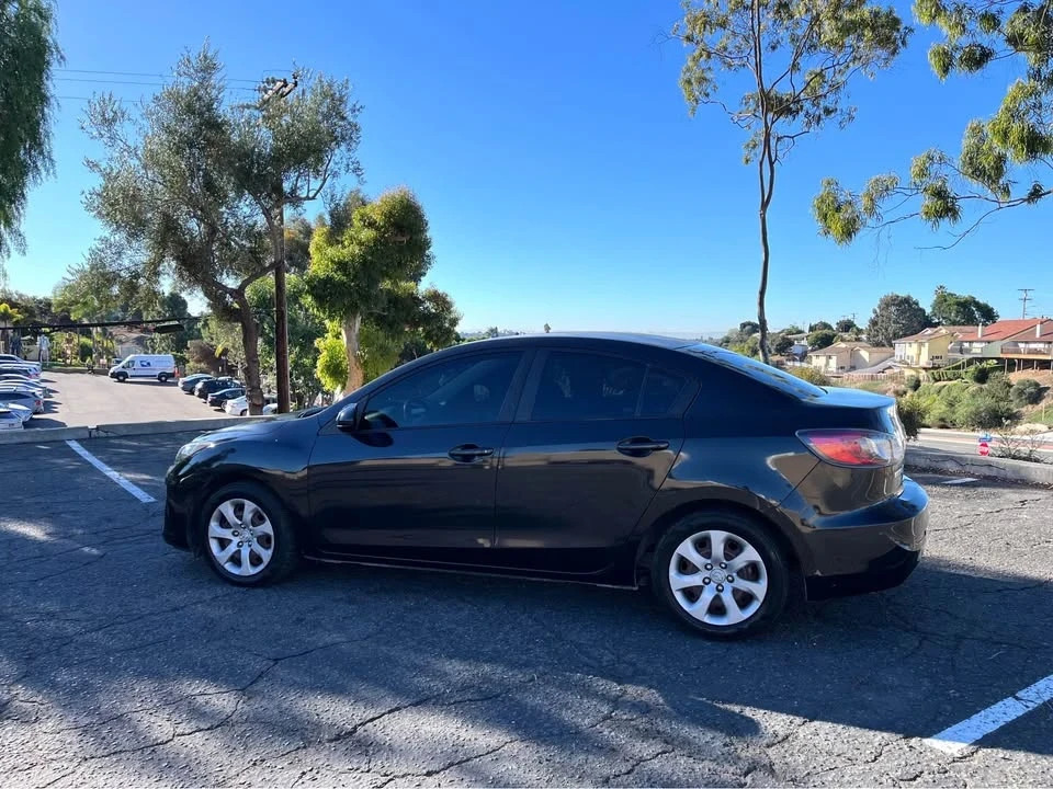 2012 Mazda Mazda 3 2nd Gen - Image 5 of 14
