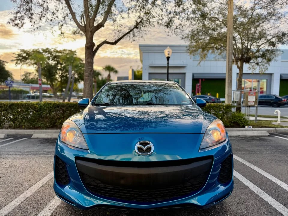 2012 Mazda Mazda 3 2nd Gen - Image 5 of 18