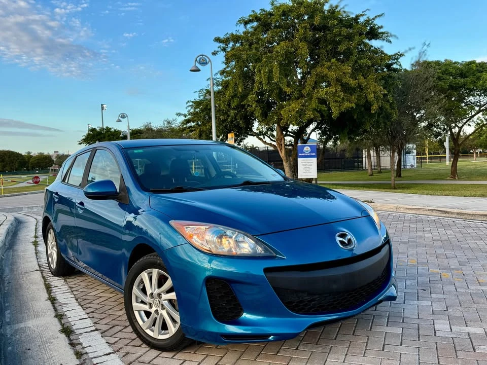 2012 Mazda Mazda 3 2nd Gen - Image 2 of 18