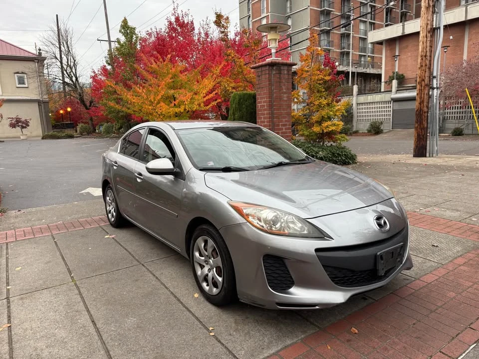 2012 Mazda Mazda 3 2nd Gen - Image 7 of 14