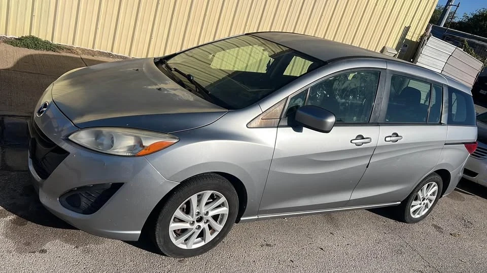 2012 Mazda Mazda 5 - Image 3 of 4