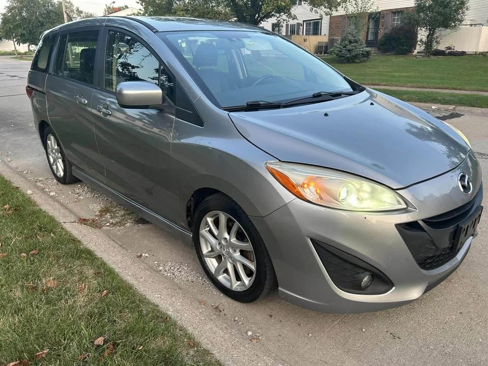 2012 Mazda Mazda 5 - Image 3 of 12