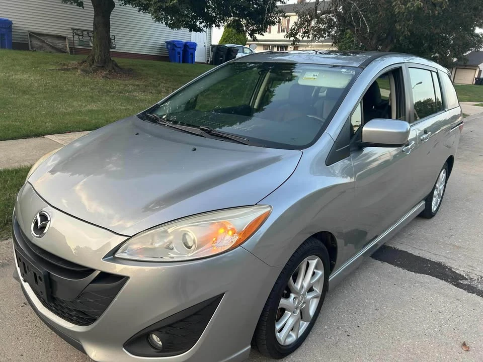 2012 Mazda Mazda 5 - Image 5 of 12