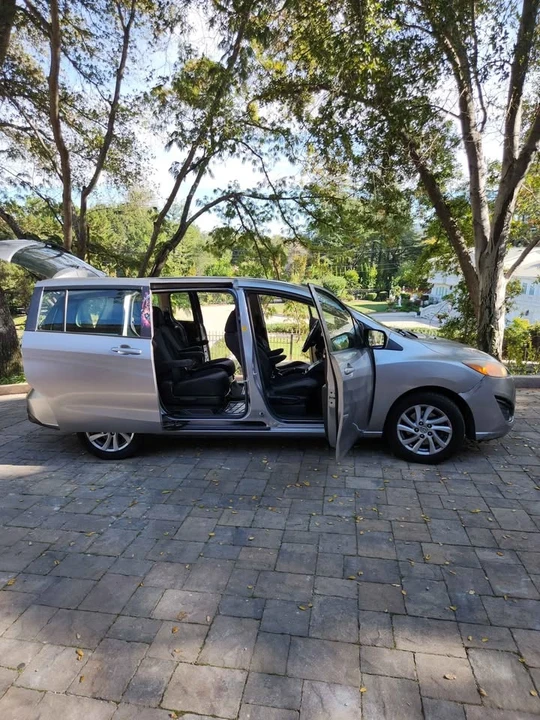 2012 Mazda Mazda 5 - Image 2 of 6