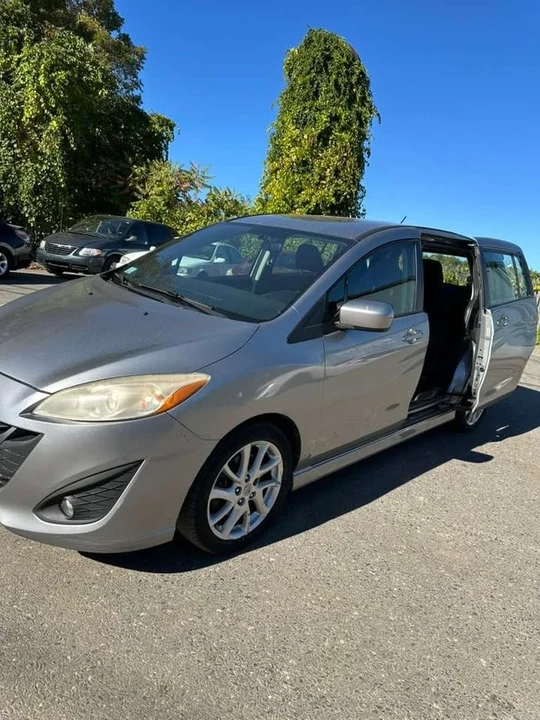 2012 Mazda Mazda 5 - Image 3 of 6