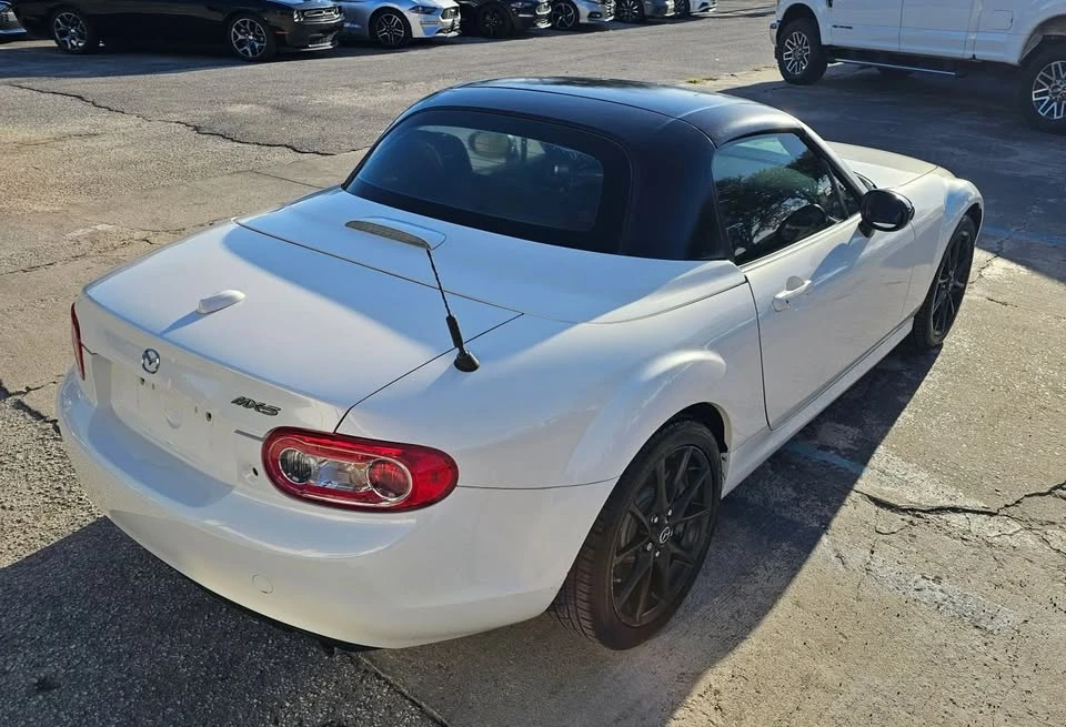 2012 Mazda NC MX-5 Miata - Image 5 of 18
