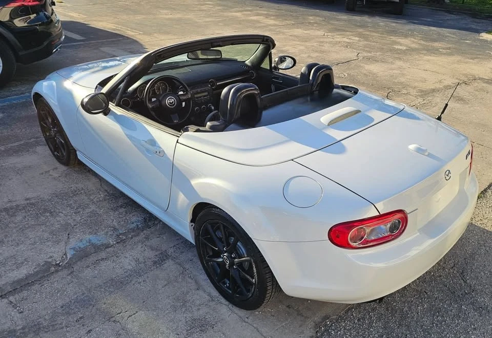 2012 Mazda NC MX-5 Miata - Image 8 of 18