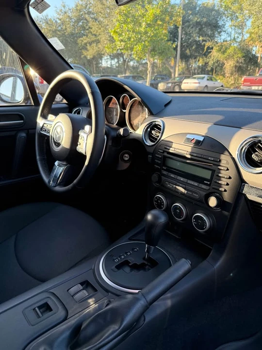 2012 Mazda NC MX-5 Miata - Image 5 of 7