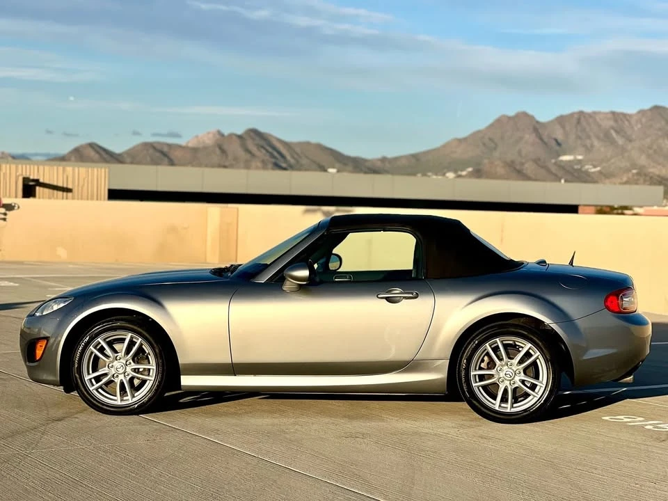 2012 Mazda NC MX-5 Miata - Image 4 of 17