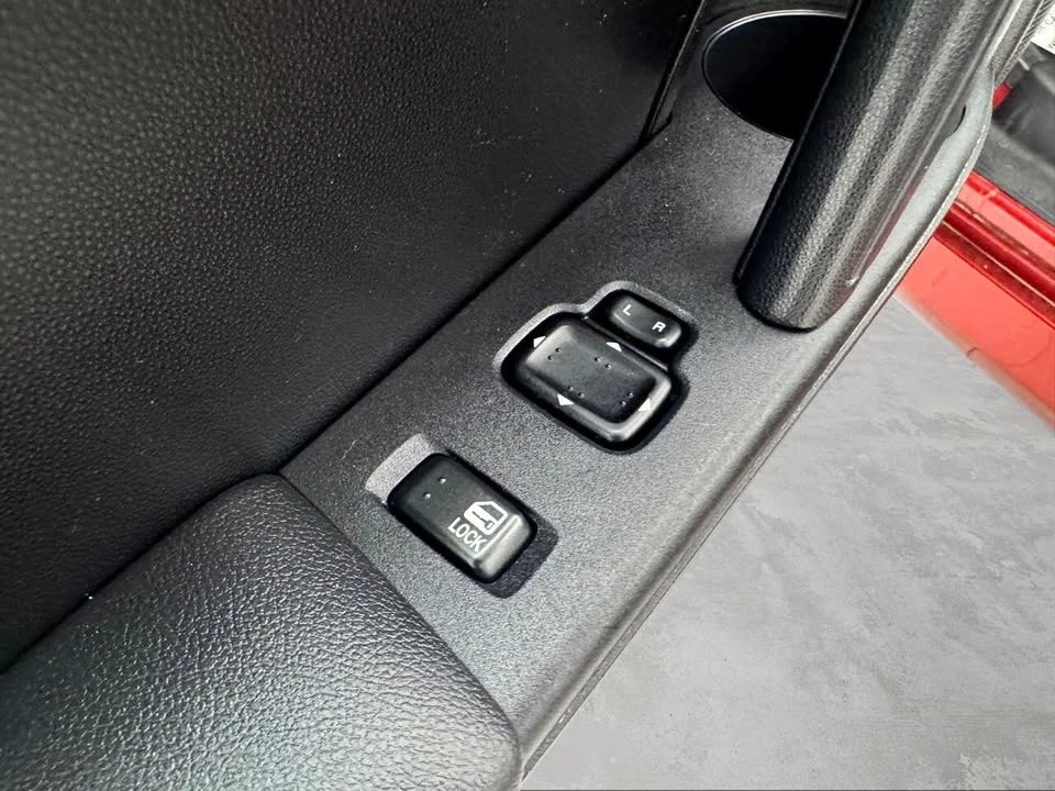 2012 Mazda NC MX-5 Miata - Image 18 of 19