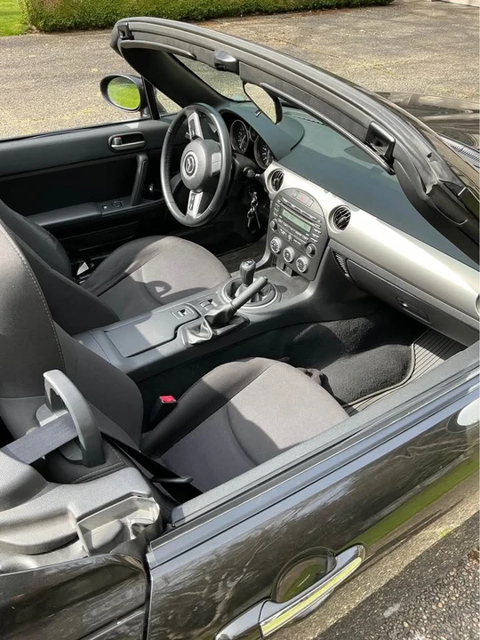 2012 Mazda NC MX-5 Miata - Image 5 of 8