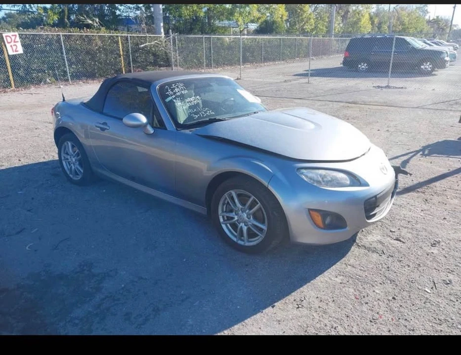 2012 Mazda NC MX-5 Miata - Image 3 of 4